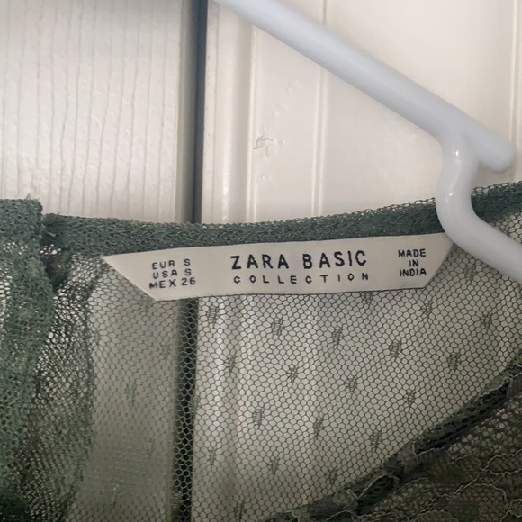 Zara sheer floral green top - Picture 2 of 2